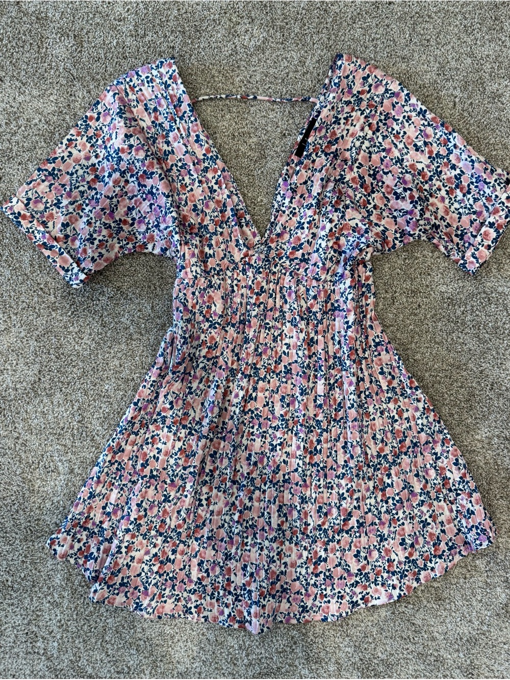 Lulu’s XS Floral V-Neck Short Sleeve Mini Dress - Pink & Navy